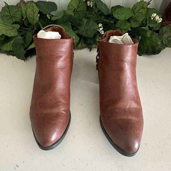 Brown Ankle Booties Size 8 With Side Zipper & Buckle Detail - Picture 1 of 10